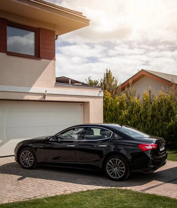 Maserati Ghibli cena 199000 przebieg: 64782, rok produkcji 2018 z Szczecin małe 46